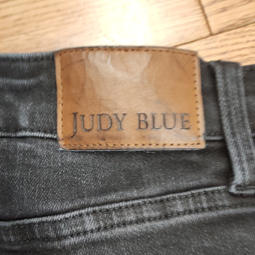 Judy Blue Black High-Rise Wide Leg Button-Fly Jeans - Picture 6 of 6